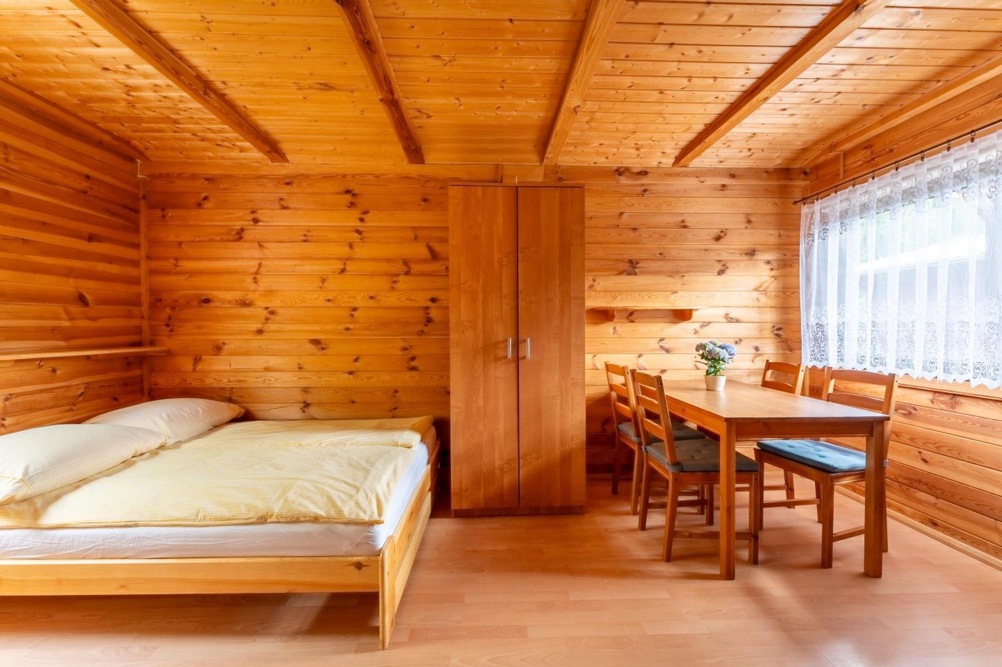 Rossa - Letniskowe Lodge *